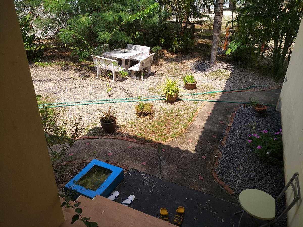 Right On The Beach House Villa Taling Ngam Beach Exterior foto